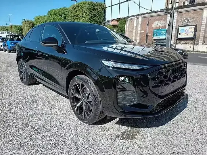 Nuova Audi Q3 S-Line 150 CV (110 kW) 2026 Nero SUV