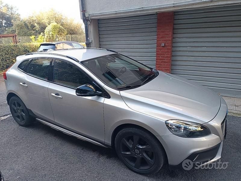 Usata Volvo V40 CC 150 CV (110 kW) 2013 Station wagon