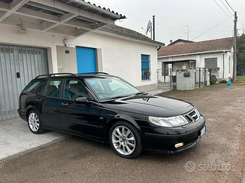 Usata Saab 9-5 Aero 250 CV (183 kW) 2003 Nero Station wagon