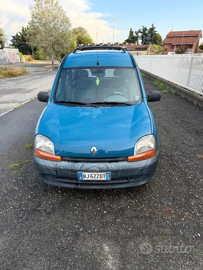 Usata Renault Kangoo 75 CV (55 kW) 2002 Monovolume