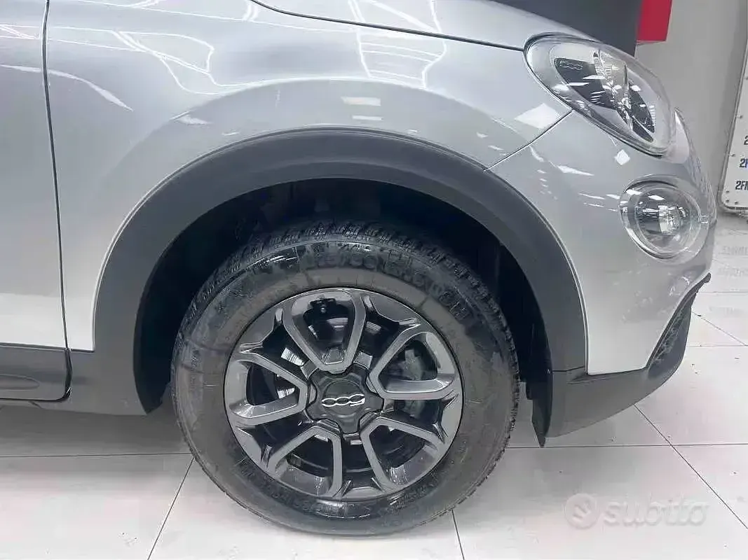 Usata Fiat 500X Club 130 CV (95 kW) 2022 Argento SUV