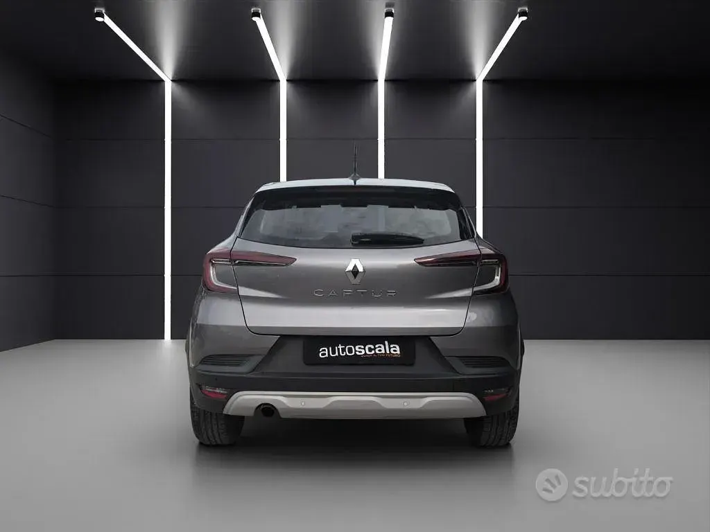 Usata Renault Captur Intens 116 CV (85 kW) 2021 Be style milano SUV