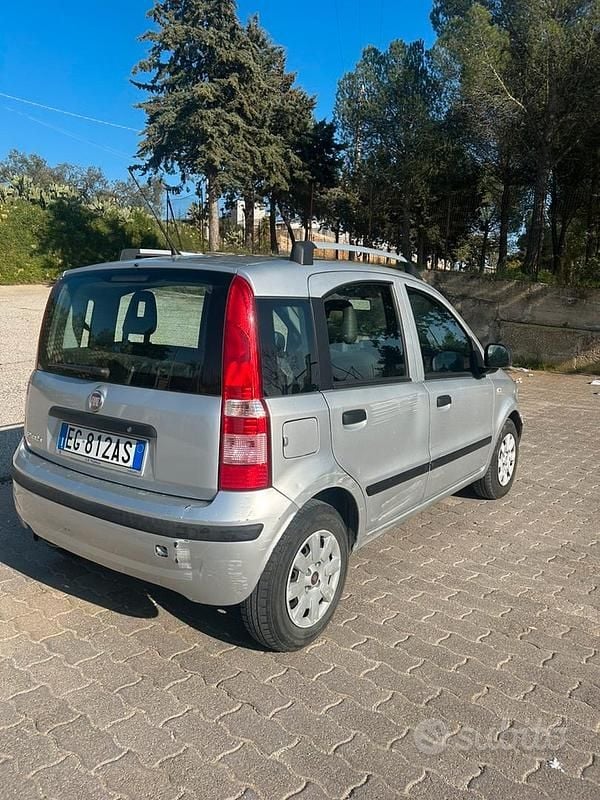 Usata Fiat Panda 69 CV (50 kW) 2011 Grigio Utilitaria
