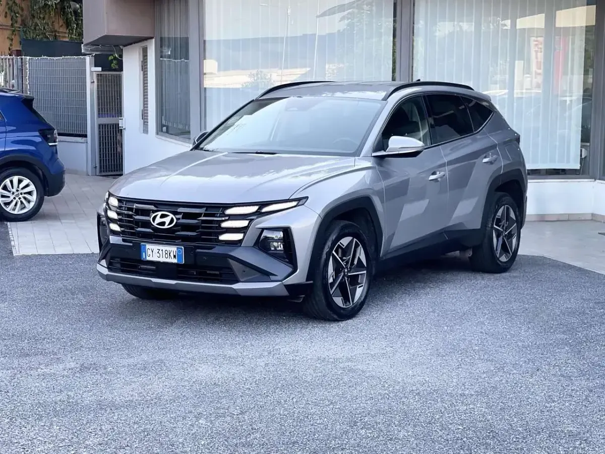 Usata Hyundai Tucson 160 CV (117 kW) 2025 Grigio SUV