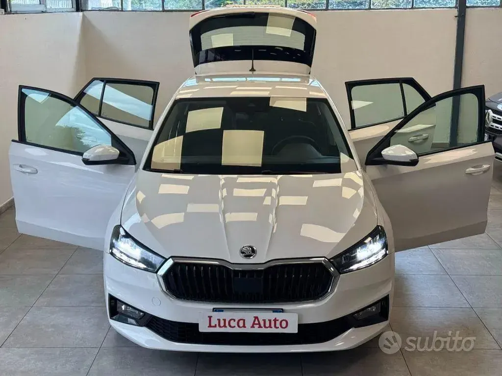 Usata Skoda Fabia 80 CV (58 kW) 2023 Bianco Utilitaria