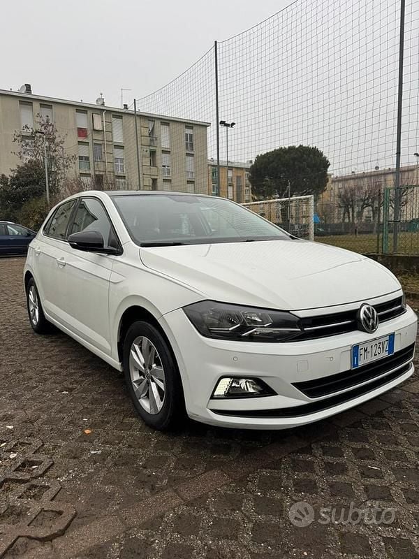 Usata VW Polo 95 CV (69 kW) 2018 Bianco Utilitaria