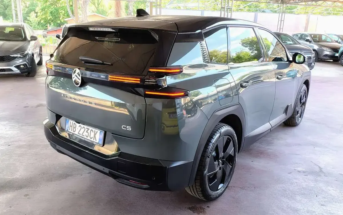 Usata Citroën C5 Aircross 145 CV (106 kW) 2025 Verde SUV