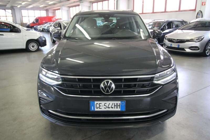 Grigio Usata 2021 VW Tiguan Life SUV | 23.500 € (Super prezzo) - Immagine 1/4