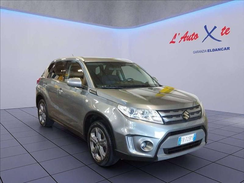 Grigio metallizzato Usata 2018 Suzuki Vitara Cool SUV | 11.800 € (Buon prezzo) - Immagine 1/4