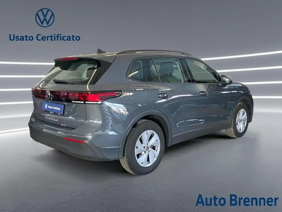 Usata VW Tiguan Life 150 CV (110 kW) 2025 Dolphin grey SUV