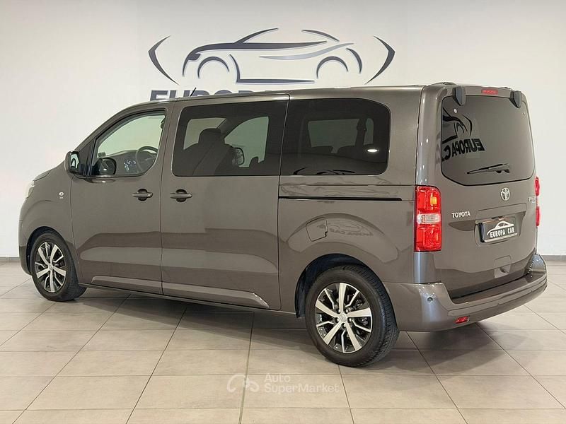 Second-hand Toyota Proace Luxury 150 CP (110 kW) 2017 Gri Monovolum