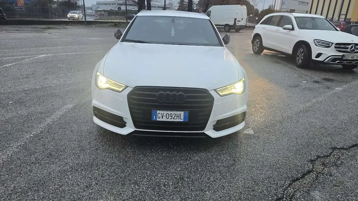 Usata Audi A6 190 CV (139 kW) 2015 Bianco Station wagon