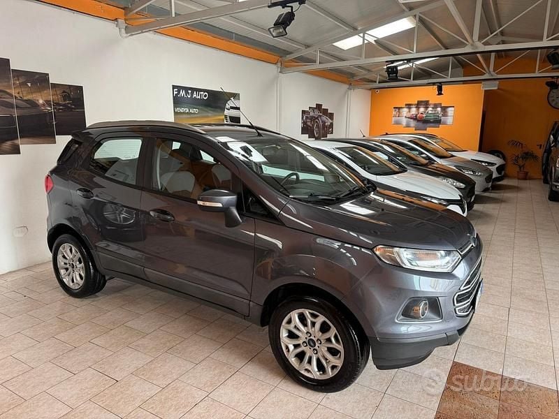 Usata Ford Ecosport Titanium 125 CV (91 kW) 2016 Grigio SUV