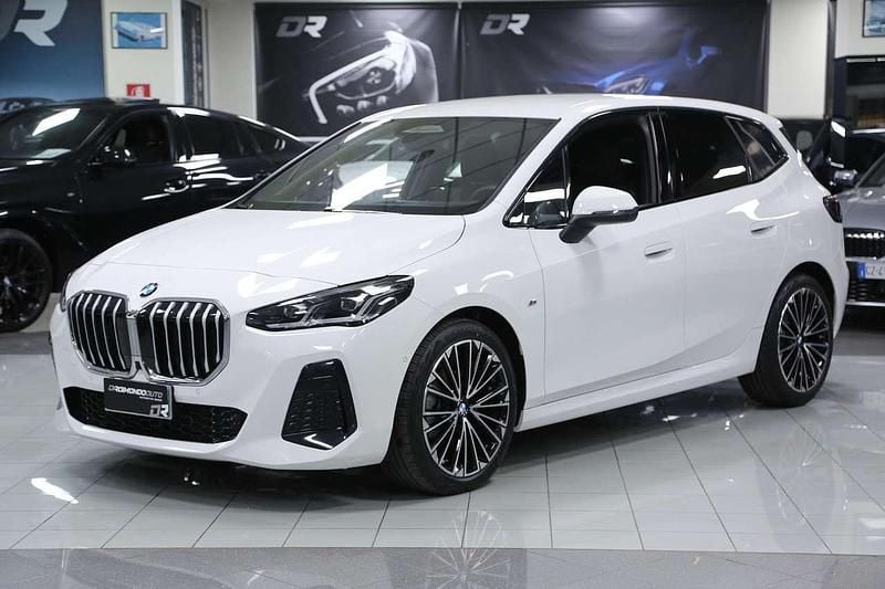 Usata BMW 218 Active Tourer M Sport 150 CV (110 kW) 2024 Bianco Monovolume