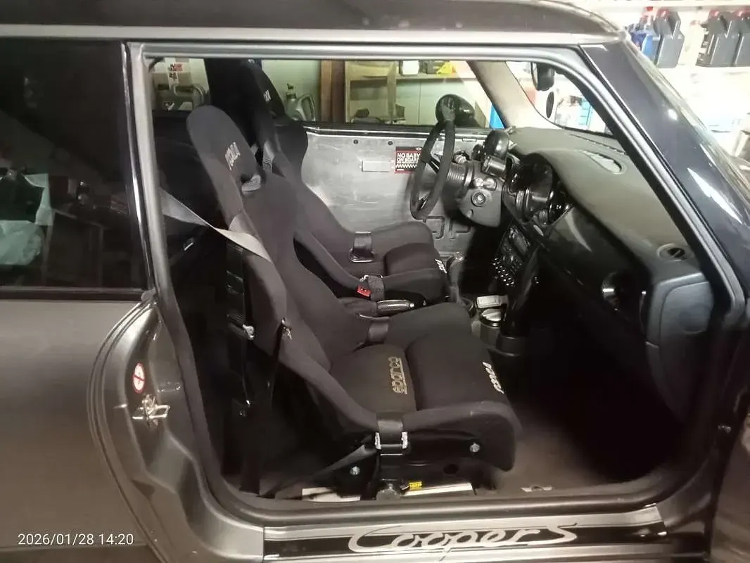 Usata Mini John Cooper Works 200 CV (147 kW) 2003 Utilitaria