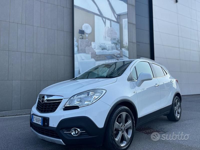 Bianco Usata 2013 Opel Mokka Cosmo SUV | 5500 € (Buon prezzo) - Immagine 1/4