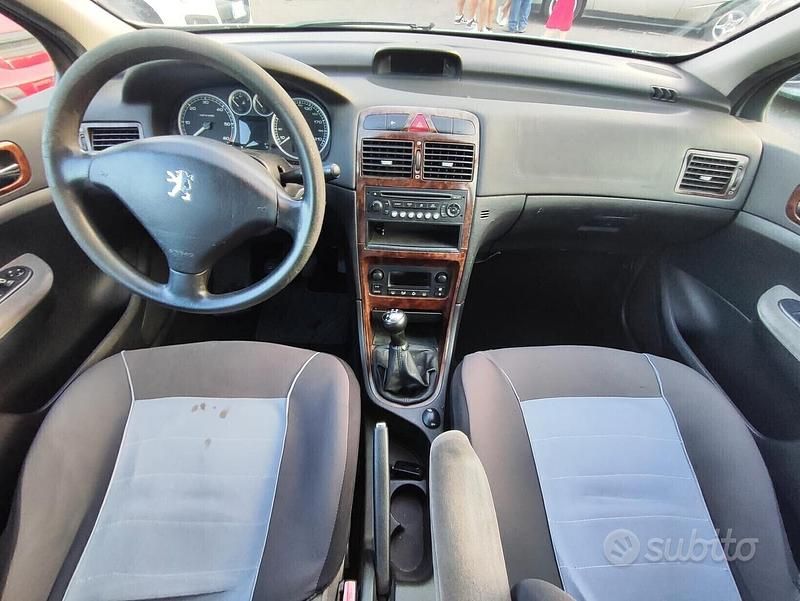 Occasion Peugeot 307 136 ch (100 kW) 2007 Gris Break