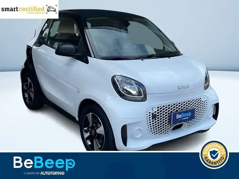 Usata Smart ForTwo Electric Drive Passion 60 kW (82 CV) 2023 Bianco pastello