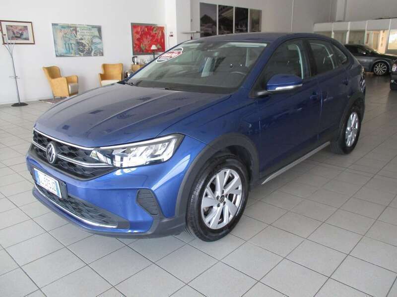 Usata VW Taigo Life 95 CV (69 kW) 2022 Reef blu met SUV