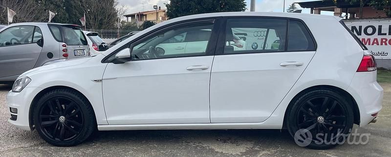 Usata VW Golf VII Highline 140 CV (102 kW) 2012 Bianco Berlina