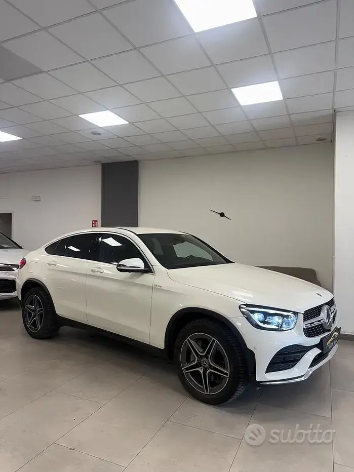 Usata Mercedes GLC300 Premium Plus 245 CV (180 kW) 2021 Bianco SUV