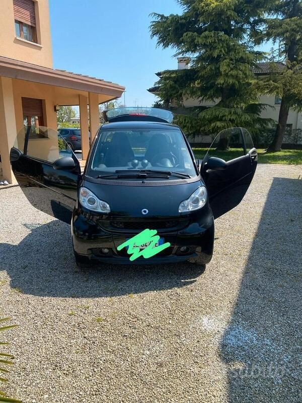 Nero Usata 2012 Smart ForTwo Coupé Coupé | 7000 € (Cara) - Immagine 1/4
