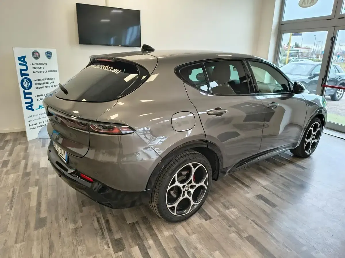 Usata Alfa Romeo Tonale Veloce 160 CV (117 kW) 2025 Grigio SUV