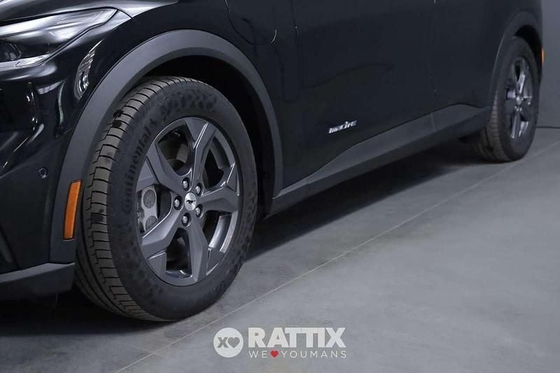 Usata Ford Mustang Mach-E Standard Range 100 kW (136 CV) 2023 Absolute black SUV