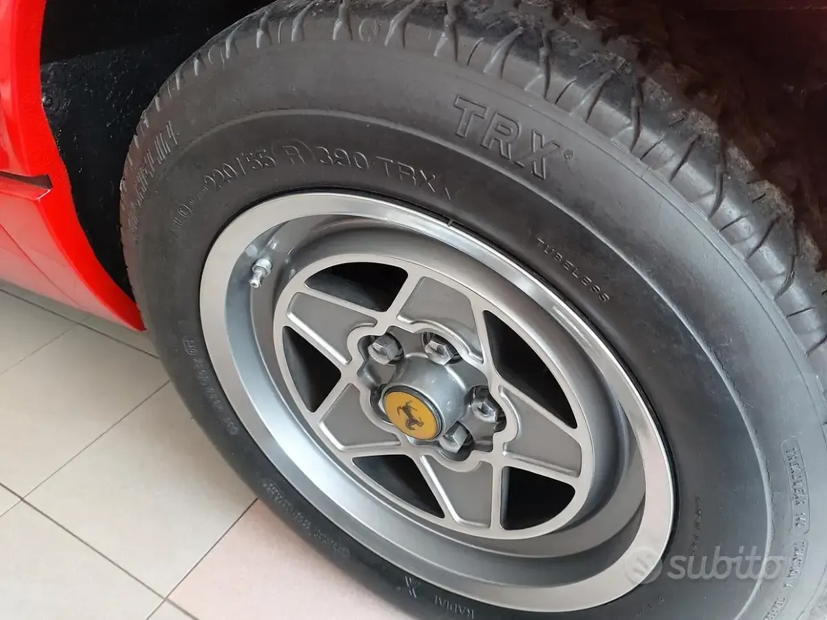 Usata Ferrari 308 215 CV (158 kW) 1981 Rosso Cabrio