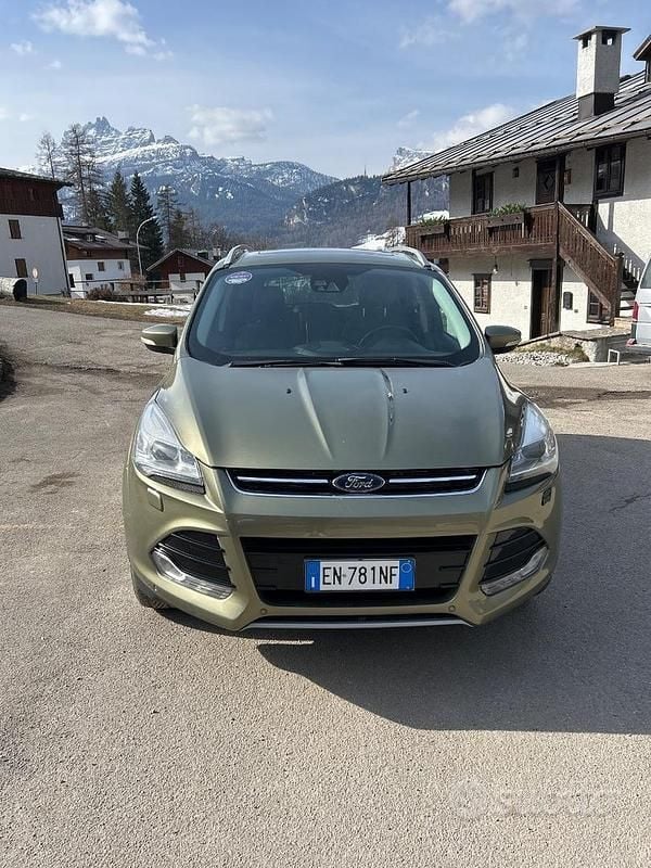 Usata Ford Kuga Titanium 163 CV (119 kW) 2012 Verde SUV