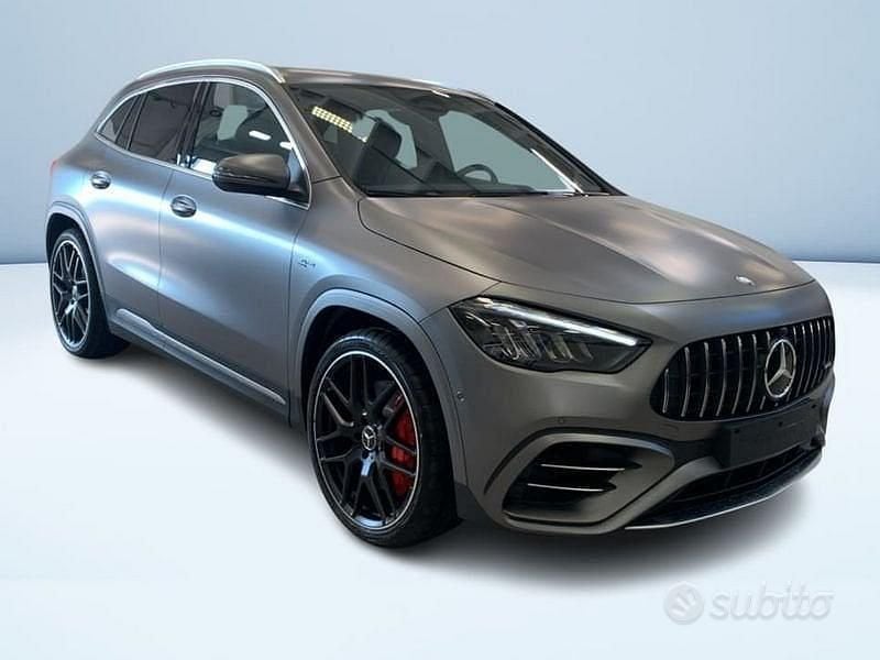 Grigio Nuova 2025 Mercedes GLA45 AMG AMG SUV | 77.900 € (Buon prezzo) - Immagine 1/4