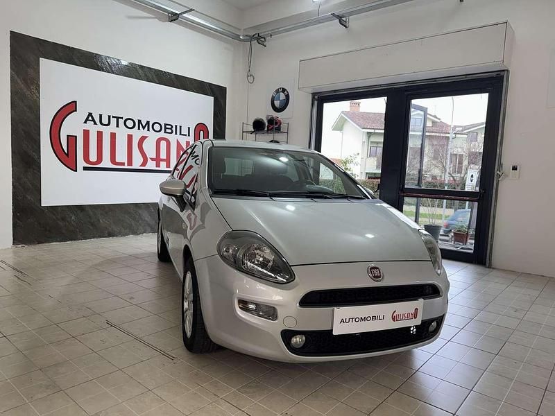 Usata Fiat Punto Lounge 69 CV (50 kW) 2016 Other Utilitaria
