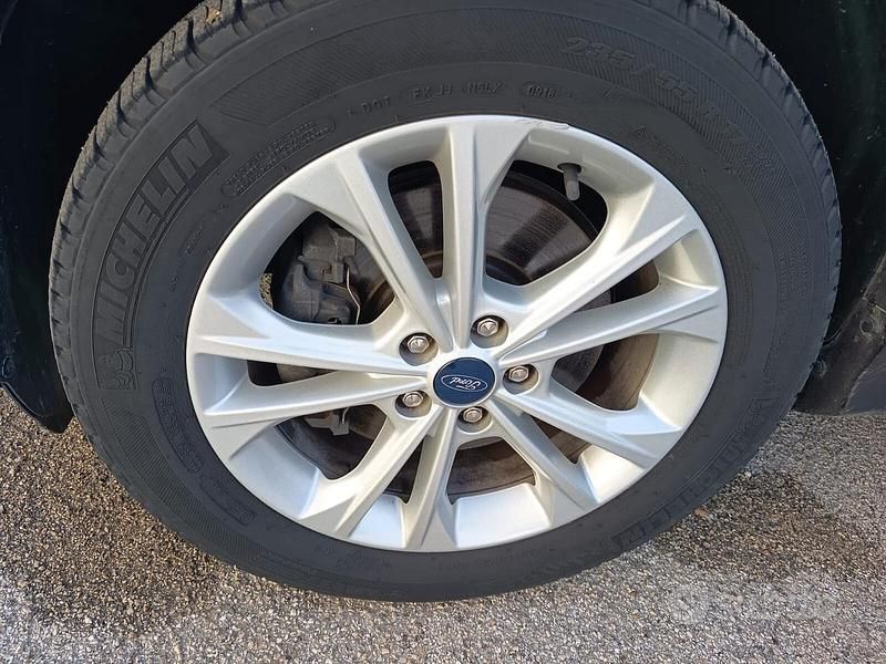 Usata Ford Kuga Titanium 120 CV (88 kW) 2018 Bianco SUV