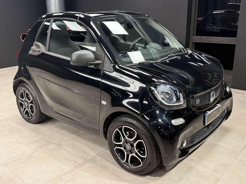 Nero Usata 2019 Smart ForTwo Electric Drive Cabrio | 11.000 € (Ottimo prezzo) - Immagine 1/4