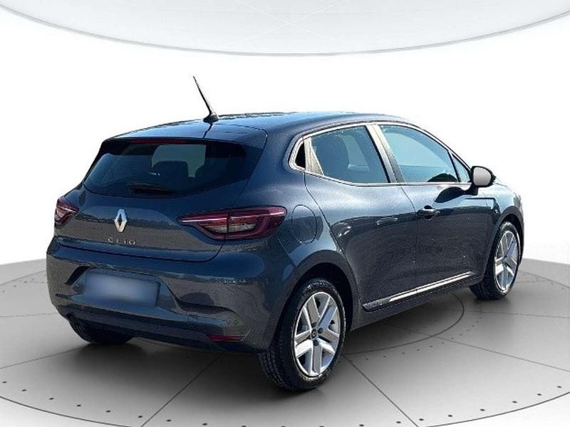 Usata Renault Clio V Business 91 CV (66 kW) 2022 Grigio fume' met. Berlina