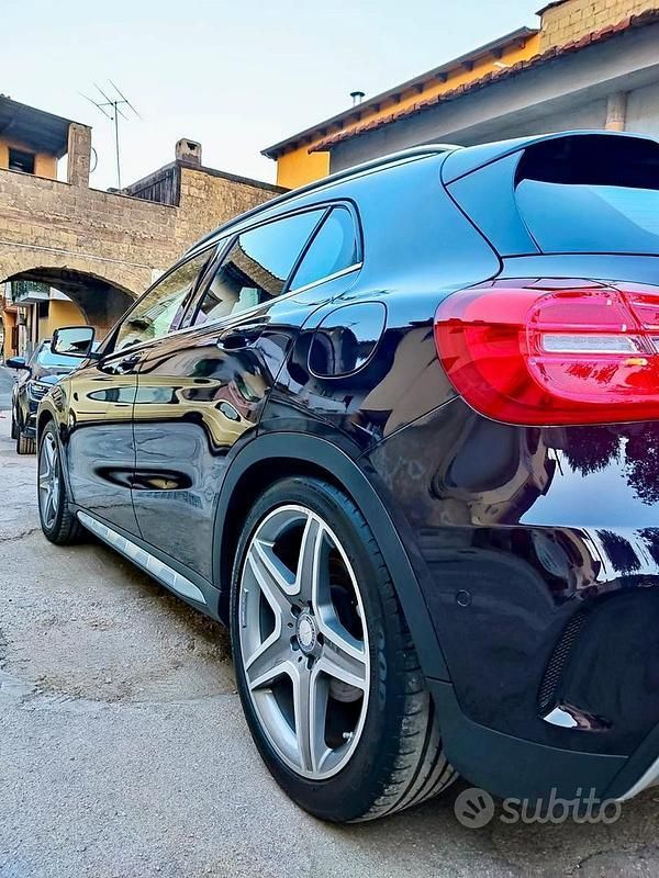 Lilla Usata 2016 Mercedes GLA220 AMG SUV | 18.500 € (Buon prezzo) - Immagine 1/4