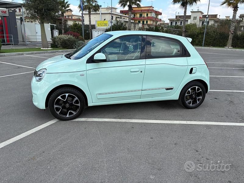 Usata Renault Twingo 69 CV (50 kW) 2019 Utilitaria