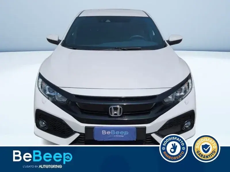 Usata Honda Civic Elegance 129 CV (94 kW) 2018 Bianco pastello Berlina