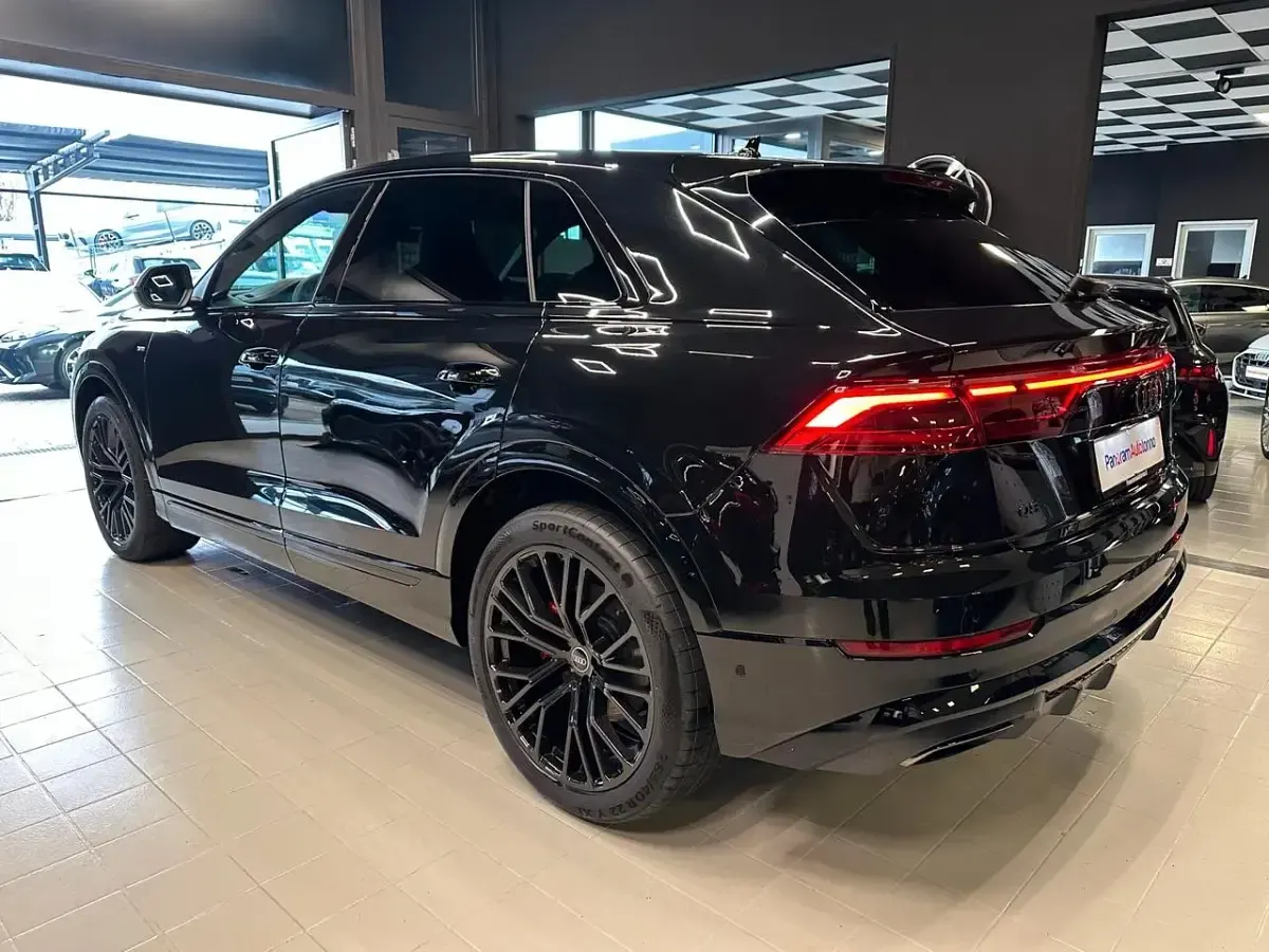 Nuova Audi Q8 e-tron Comfort 209 kW (285 CV) 2026 Nero SUV