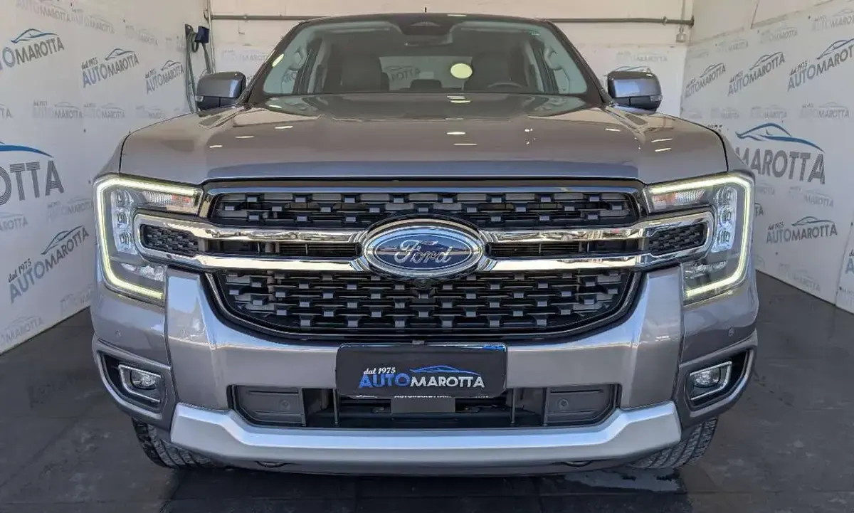 Usata Ford Ranger Limited 205 CV (150 kW) 2024 Carbonized grey Pick-up