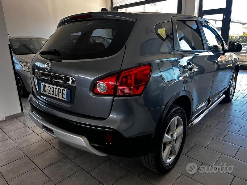 Usata Nissan Qashqai Acenta 150 CV (110 kW) 2007 Grigio SUV