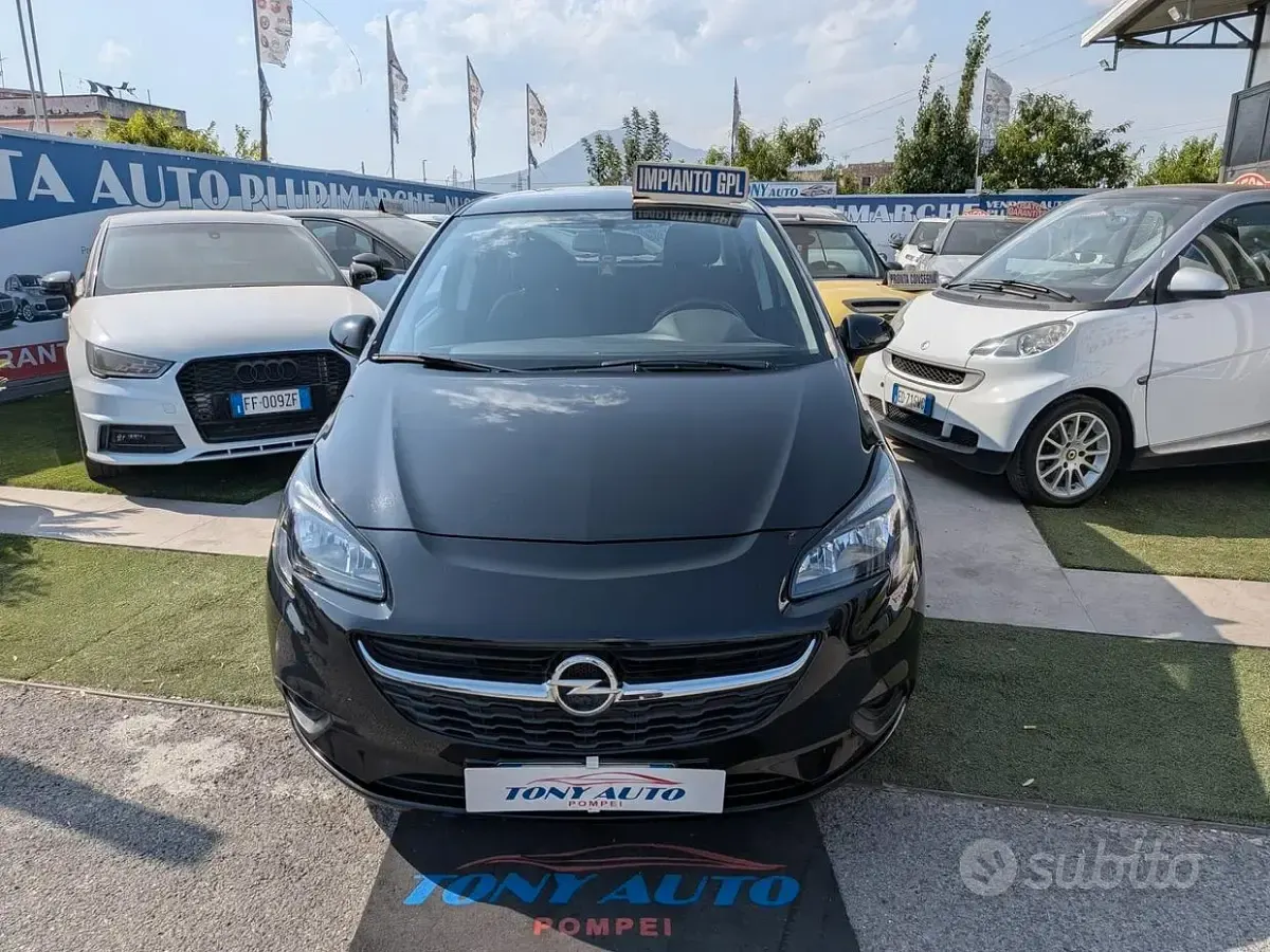 Usata Opel Corsa 90 CV (66 kW) 2019 Nero Utilitaria