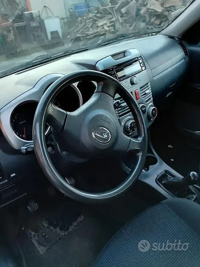 Usata Daihatsu Terios 105 CV (77 kW) 2007 Blu SUV