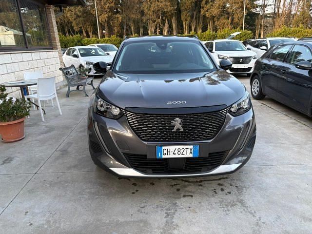 Usata Peugeot 2008 Allure 110 CV (80 kW) 2022 Grigio SUV