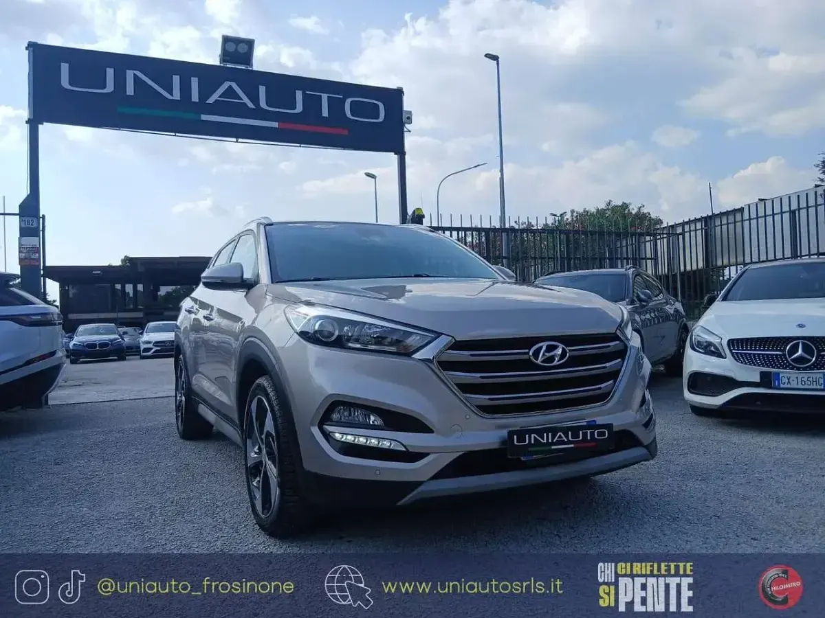 Usata Hyundai Tucson Comfort 116 CV (85 kW) 2017 Argento SUV