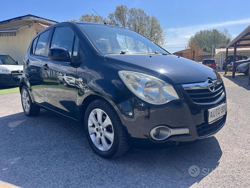 Usata Opel Agila Enjoy 86 CV (63 kW) 2009 Nero Utilitaria