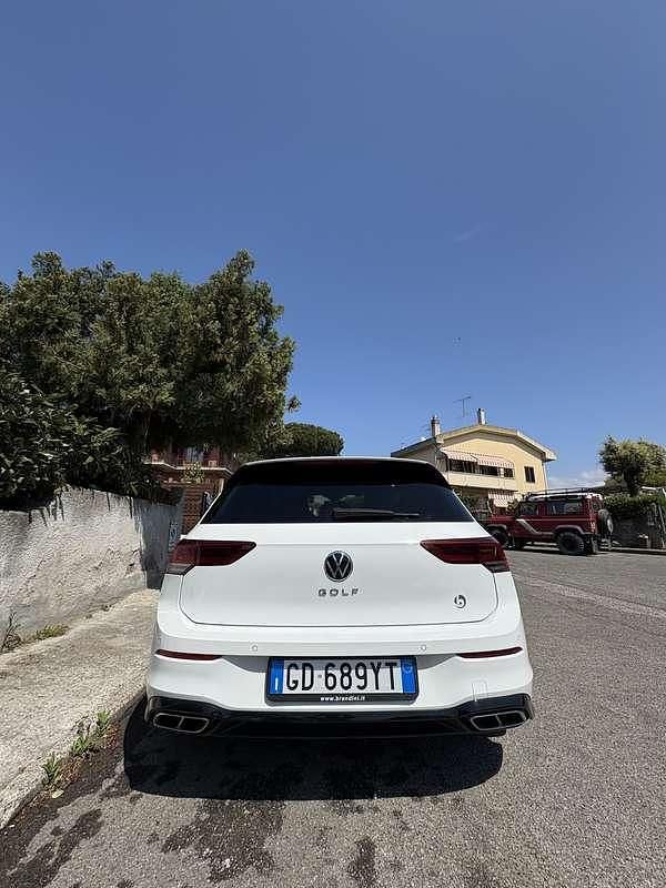 Usata VW Golf VIII R-line 150 CV (110 kW) 2021 Berlina