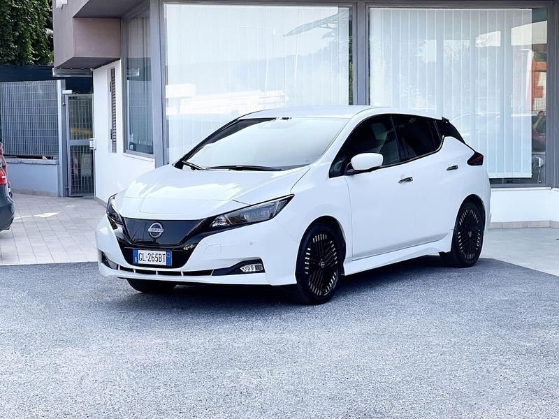 Usata Nissan Leaf 89 kW (122 CV) 2022 Bianco Utilitaria