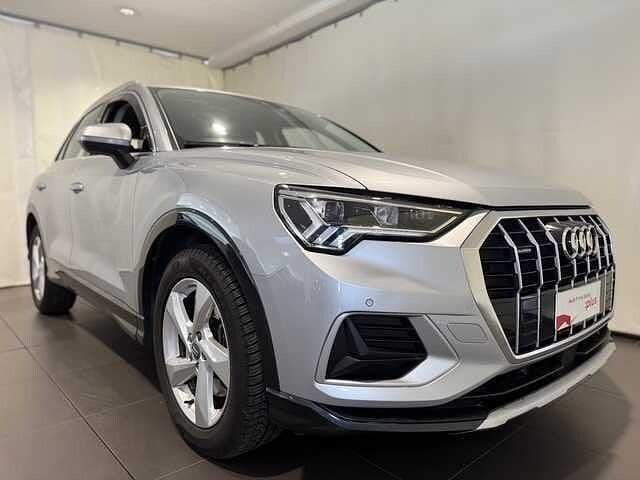 Usata Audi Q3 Business 190 CV (139 kW) 2020 Argento SUV
