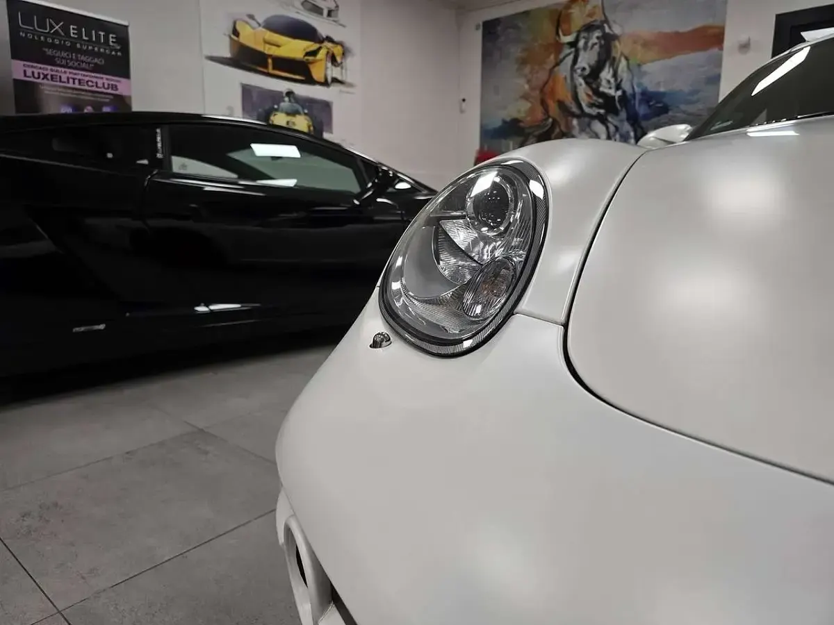 Usata Porsche Cayman 295 CV (216 kW) 2005 Bianco opaco Coupé